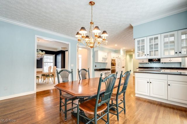 515 Woodview Trail, Aurora, OH 44202