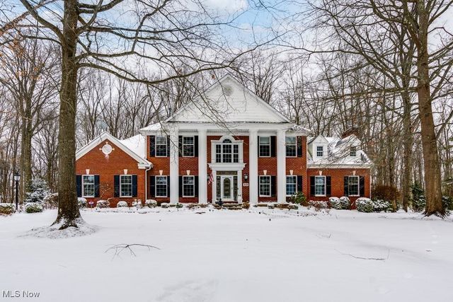 515 Woodview Trail, Aurora, OH 44202