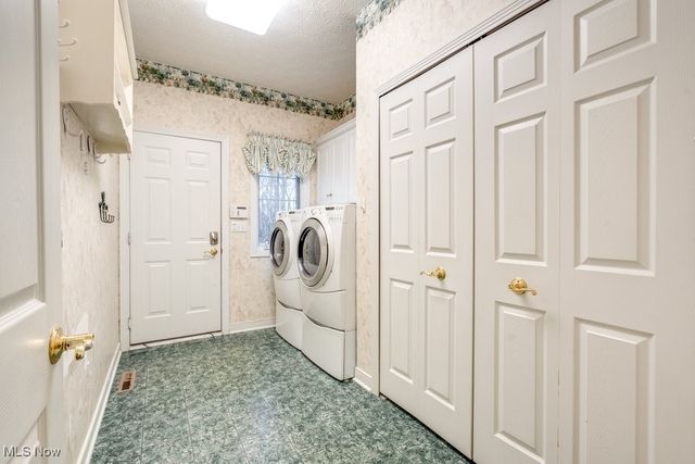 515 Woodview Trail, Aurora, OH 44202