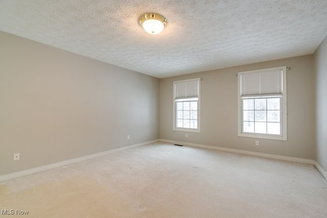 515 Woodview Trail, Aurora, OH 44202