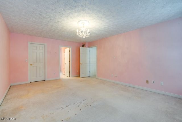 515 Woodview Trail, Aurora, OH 44202