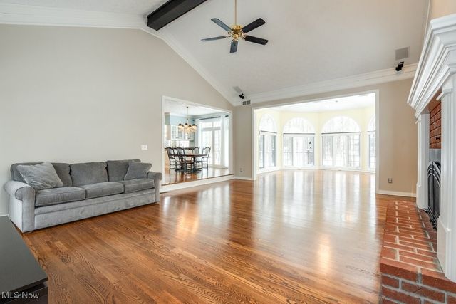 515 Woodview Trail, Aurora, OH 44202