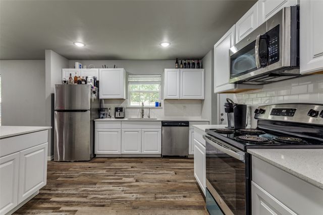 2805 Springdale Road, Fort Worth, TX 76111