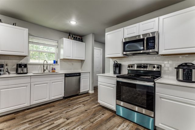 2805 Springdale Road, Fort Worth, TX 76111