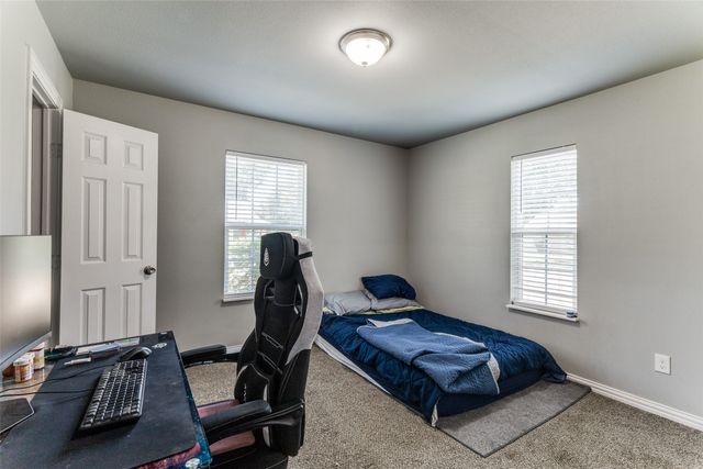 2805 Springdale Road, Fort Worth, TX 76111