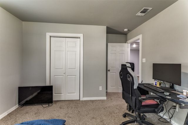 2805 Springdale Road, Fort Worth, TX 76111