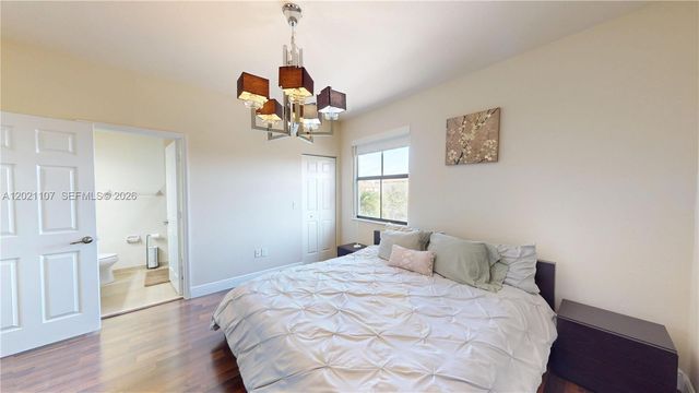 8610 NW 101st Pl, Doral, FL 33178