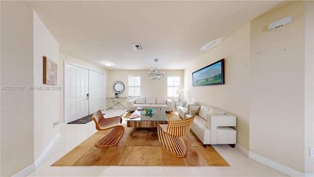 8610 NW 101st Pl, Doral, FL 33178