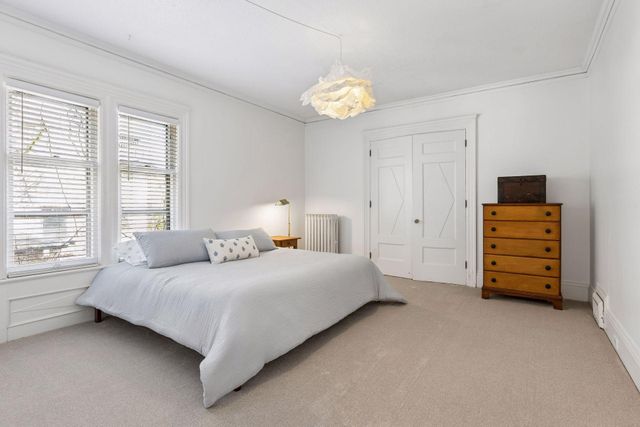 1807 Dupont Avenue S, Minneapolis, MN 55403