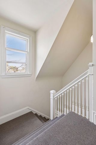 1807 Dupont Avenue S, Minneapolis, MN 55403