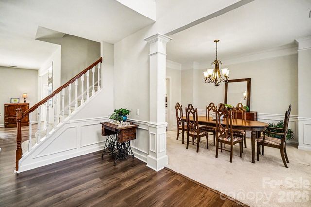 608 Eden Wood Court, Matthews, NC 28105