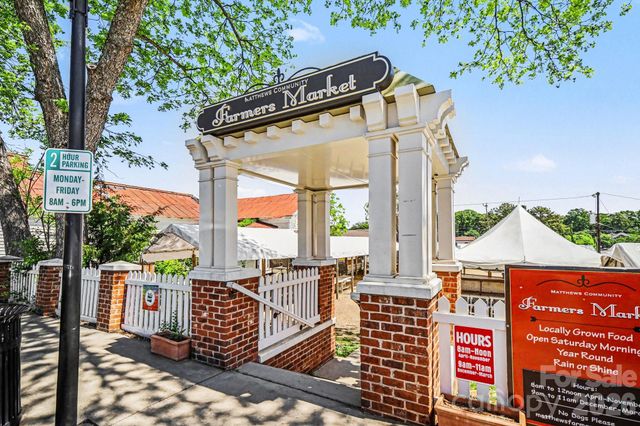 608 Eden Wood Court, Matthews, NC 28105