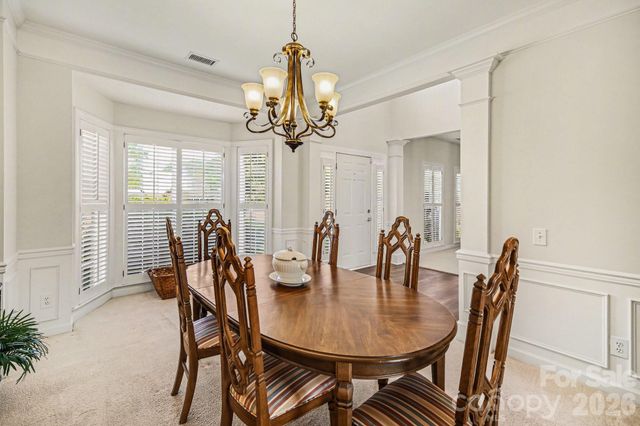 608 Eden Wood Court, Matthews, NC 28105