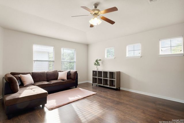 3642 PINYON PNE, San Antonio, TX 78261