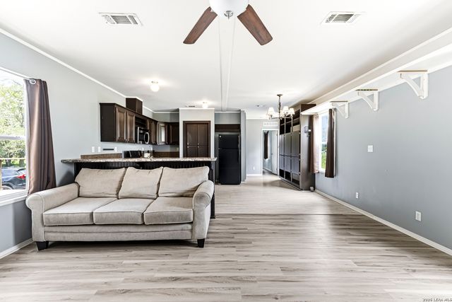 610 Blue Creek, La Vernia, TX 78121