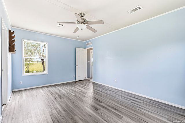 610 Blue Creek, La Vernia, TX 78121