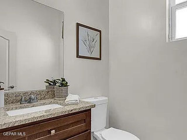 7837 Enchanted View Drive, El Paso, TX 79911