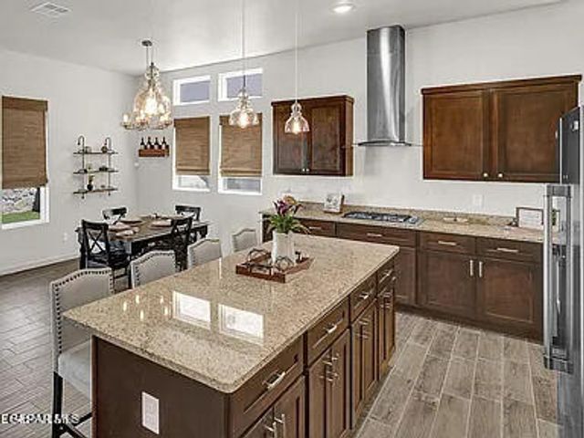 7837 Enchanted View Drive, El Paso, TX 79911