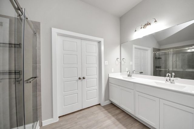 2511 Shining Spur Court, Alvin, TX 77511