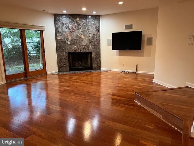 1710 CHANTICLEER, Cherry Hill, NJ 08003