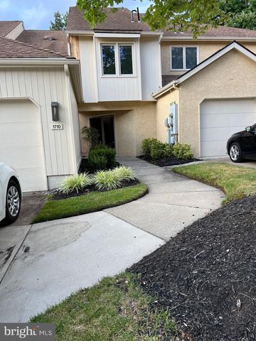 1710 CHANTICLEER, Cherry Hill, NJ 08003