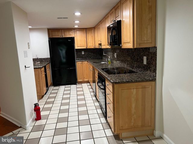 1710 CHANTICLEER, Cherry Hill, NJ 08003