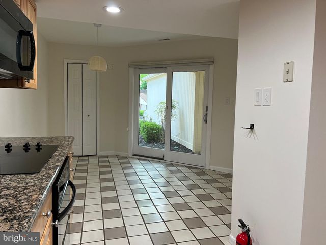 1710 CHANTICLEER, Cherry Hill, NJ 08003