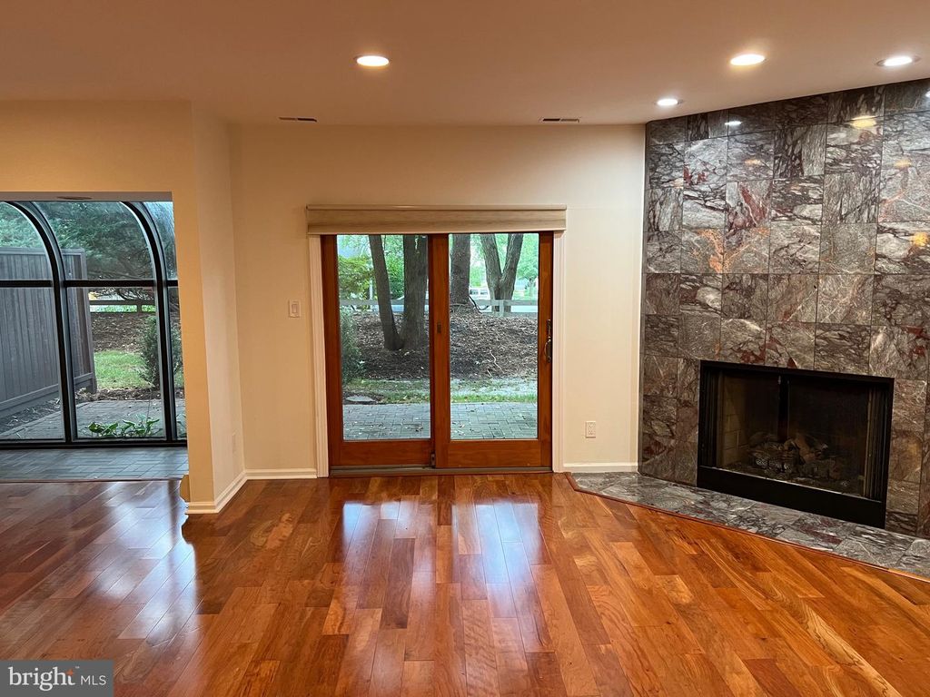 1710 CHANTICLEER, Cherry Hill, NJ 08003