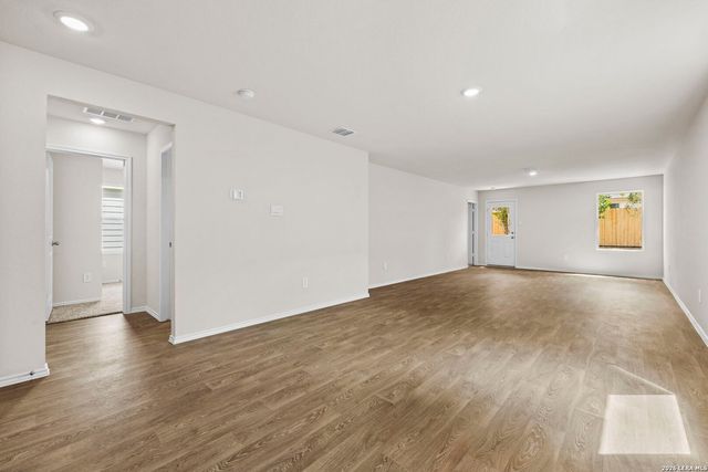 718 Jennifer Way, New Braunfels, TX 78130