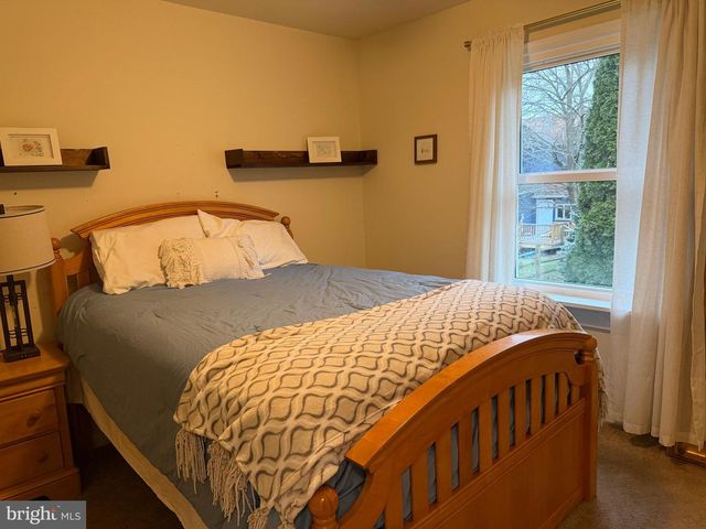 304 CHESTNUT AVE, Wilmington, DE 19809