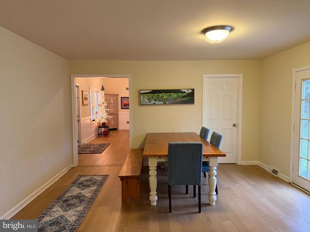 304 CHESTNUT AVE, Wilmington, DE 19809