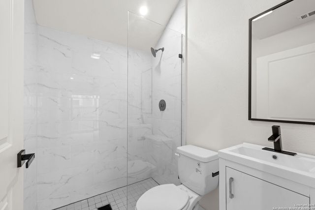 308 S Mesquite St # 103, San Antonio, TX 78203