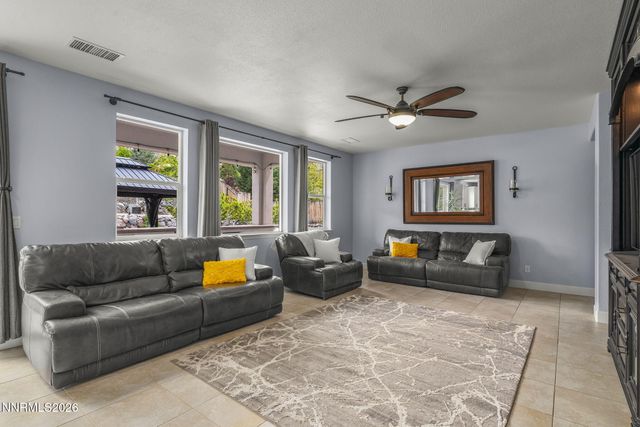 2960 Tobiano Drive, Reno, NV 89521