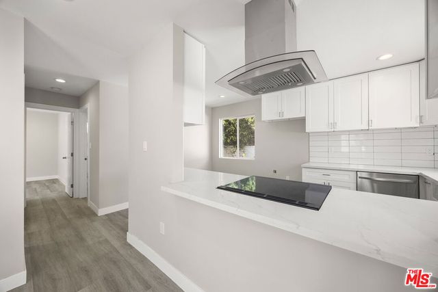 121 W Elm Avenue A, Fullerton, CA 92832