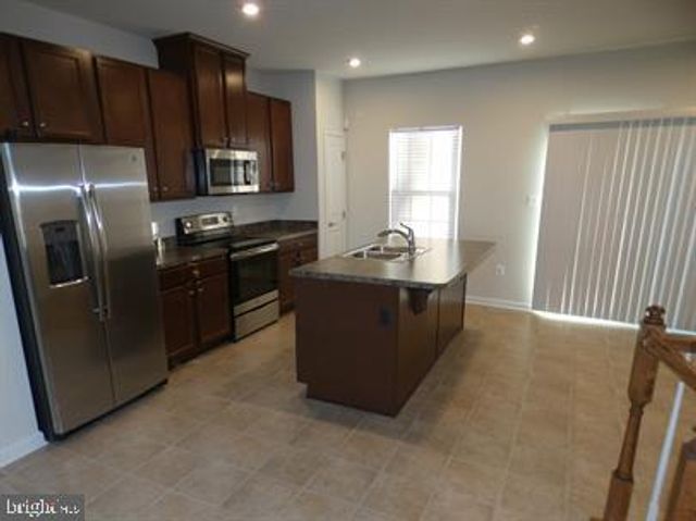 6304 CRITTENDEN LN, Spotsylvania, VA 22553