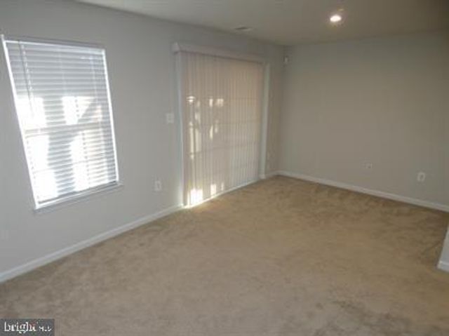 6304 CRITTENDEN LN, Spotsylvania, VA 22553