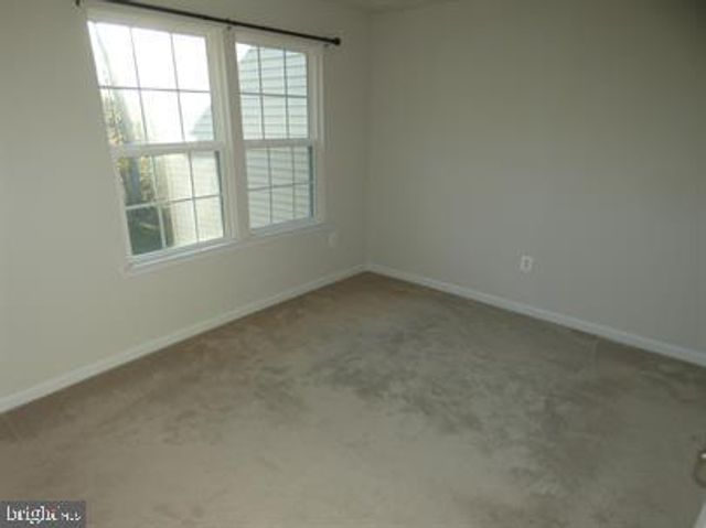 6304 CRITTENDEN LN, Spotsylvania, VA 22553