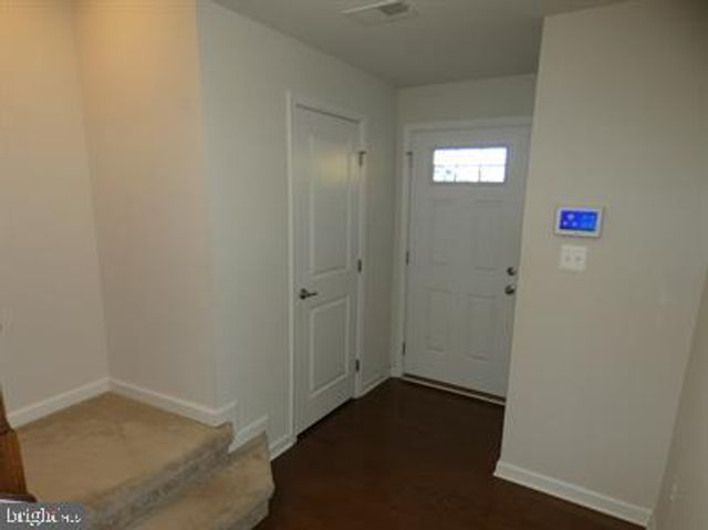 6304 CRITTENDEN LN, Spotsylvania, VA 22553