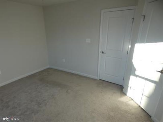 6304 CRITTENDEN LN, Spotsylvania, VA 22553