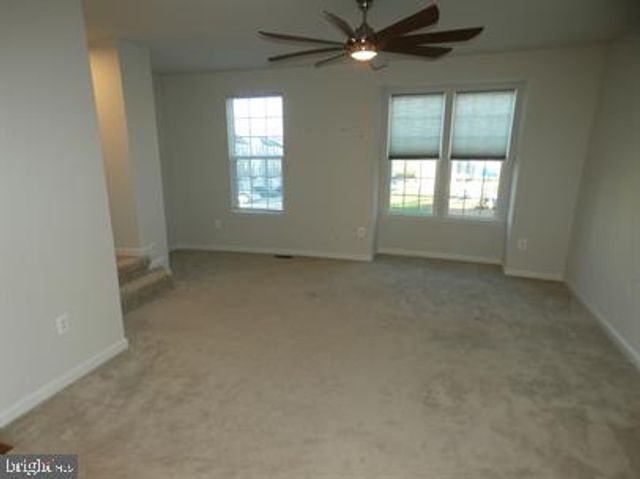 6304 CRITTENDEN LN, Spotsylvania, VA 22553