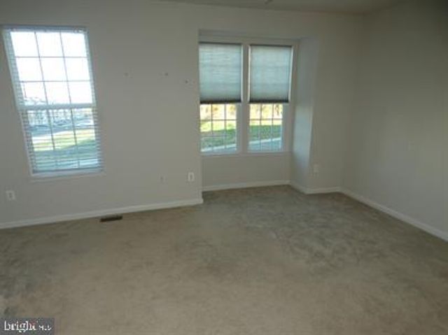 6304 CRITTENDEN LN, Spotsylvania, VA 22553