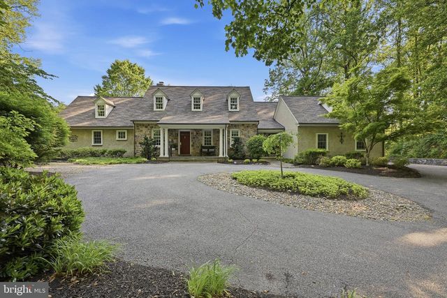 2 ROCKLAND RIDGE RD, Rockland, DE 19732