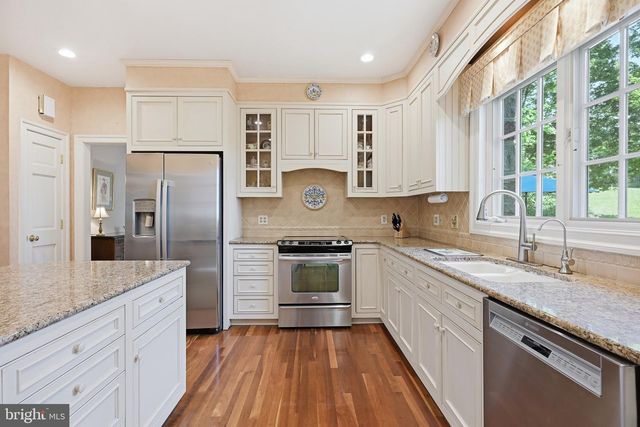 2 ROCKLAND RIDGE RD, Rockland, DE 19732
