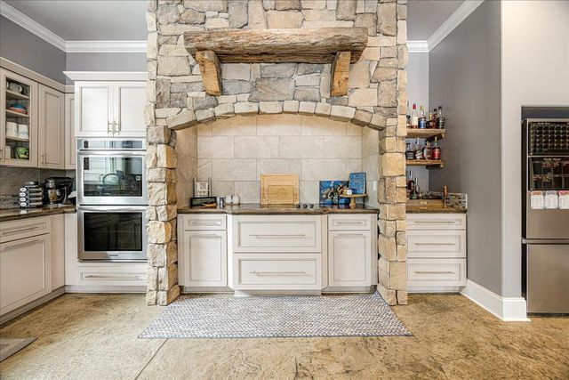 897 BURROWTOWN RD, Mason, TN 38049