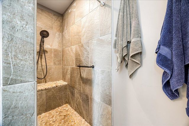 897 BURROWTOWN RD, Mason, TN 38049