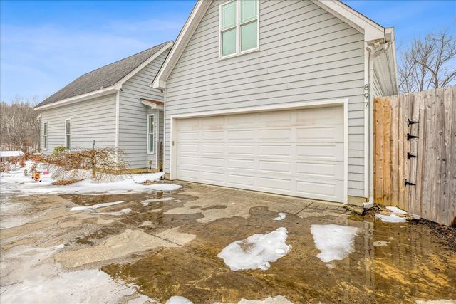 897 BURROWTOWN RD, Mason, TN 38049