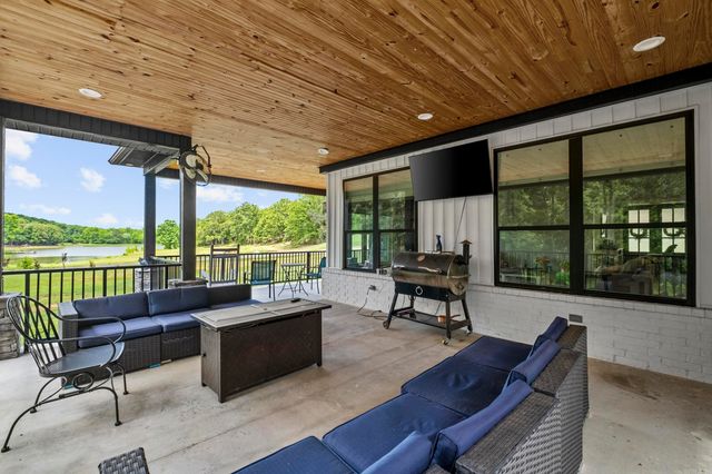 35 Helen Circle, Austin, AR 72007