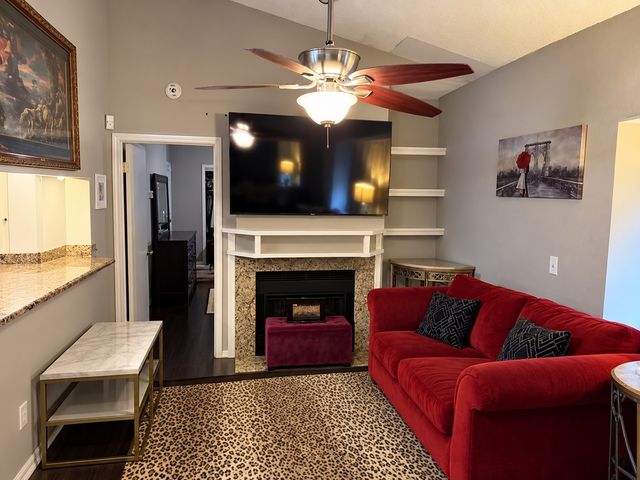 7340 Skillman Street 1003, Dallas, TX 75231