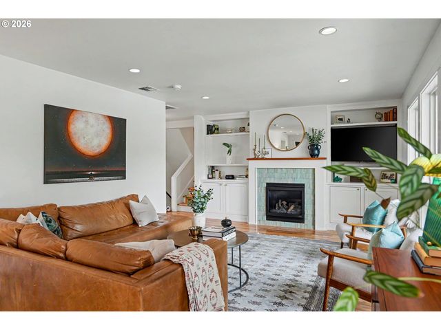 1017 JONES Ave, Albany, OR 97321