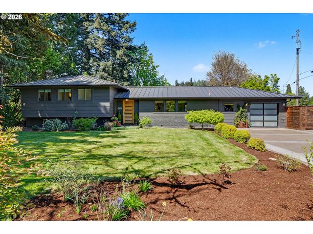 1017 JONES Ave, Albany, OR 97321